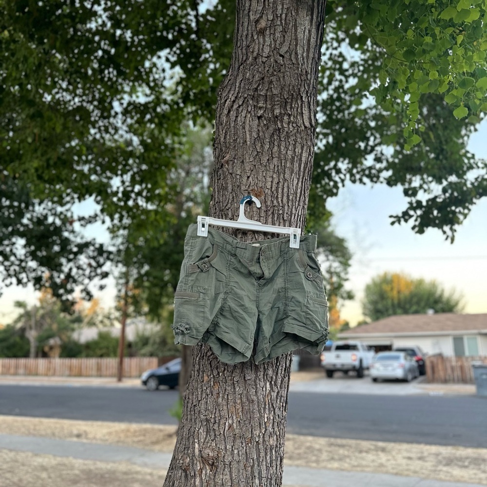 1st Kiss Olive Women's Cargo Shorts